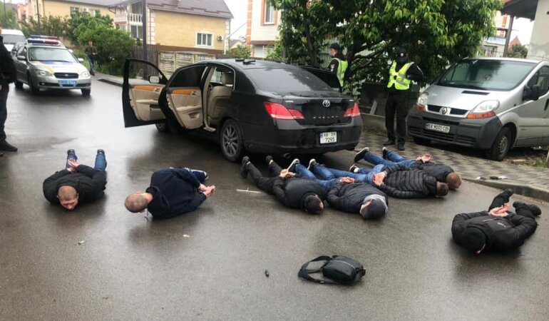 Бровары, маршрутчики, разборки, стрельба