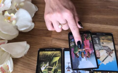 В Украине могут ввести налоги для тарологов, астрологов и целителей: законопроект