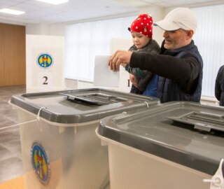 Выборы в Молдове, фото - EPA/DUMITRU DORU