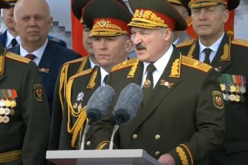Александр Лукашенко,Беларусь,парад победы в Минске,9 мая, день победы,парад в Беларуси