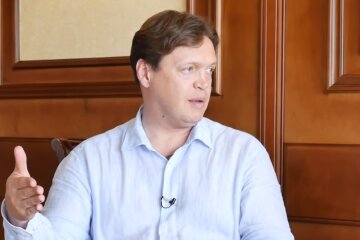 Дмитрий Сенниченко, продажа отеля "Днипро", россиянин