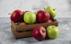 Ціни на яблука / Фото: Freepik