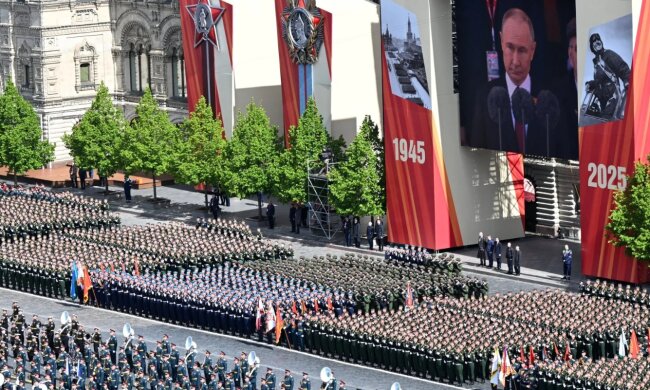 Парад в Москве 9 мая / Фото: Maxim Bogodvid/Host agency RIA Novosti/Handout via REUTERS