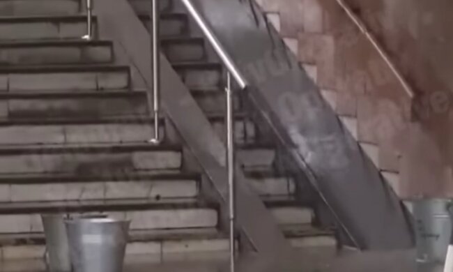 В Киеве затопило станцию метро