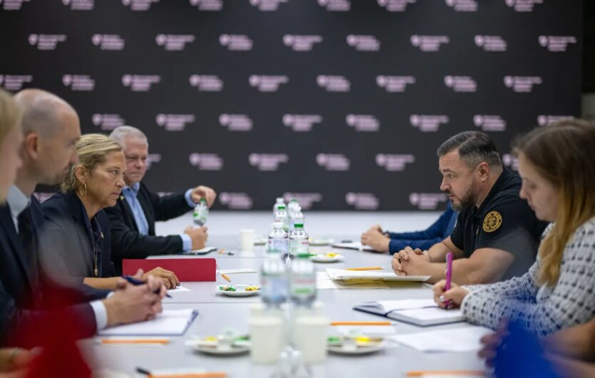 Олександр Козенко і Генрієтта Холлберг Тюгесен
