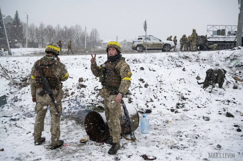 Украинские защитники / Фото: Макс Левин
