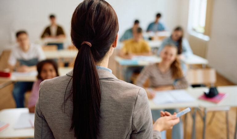 Школьный учитель