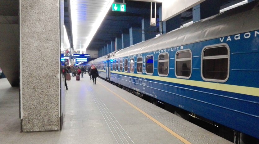 Поезд Киев-Варшава сможет довозить пассажиров за 4 часа