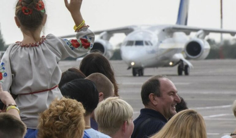 Обмен пленными: разницу между Украиной и Россией показали одним видео