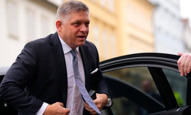 Замах на прем'єр-міністра Словаччини: Роберт Фіцо у критичному стані