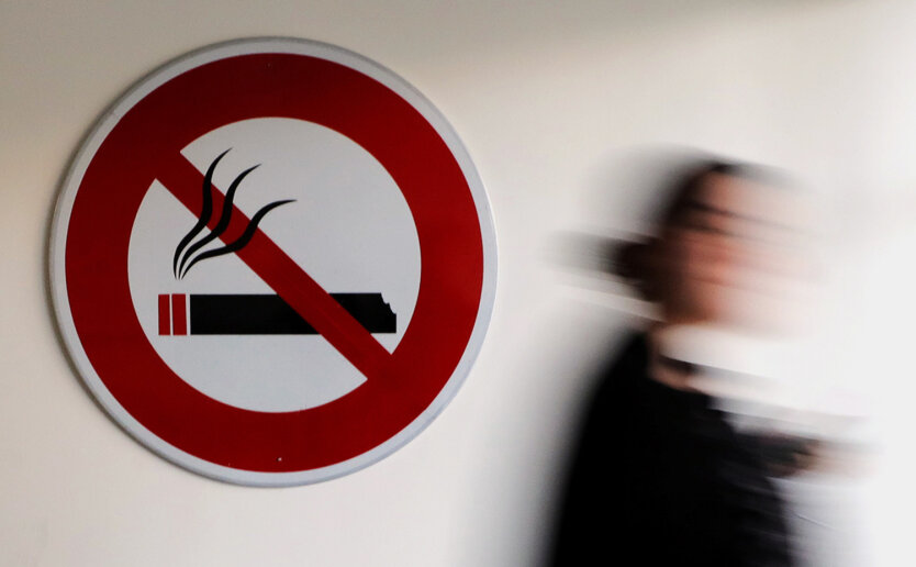 В Украине запретят продажу некоторых сигарет, вейпов и стиков: штрафы до 50 тысяч гривен