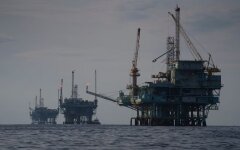 Видобуток вуглеводнів в океані