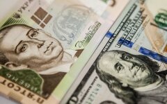 Курс долара в Україні