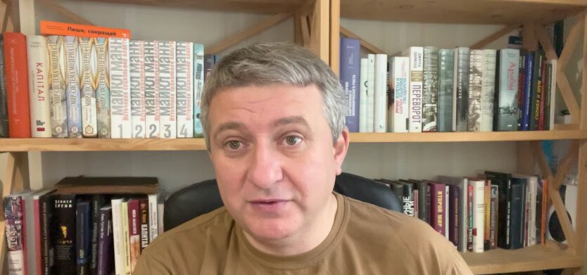 Политический эксперт Юрий Романенко