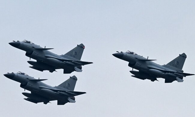 Винищувачі J-10C Повітряних сил Пакистану