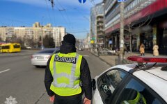 Грозит 700 гривен штрафа: водителей предупредили о наказании за "популярное" нарушение ПДД