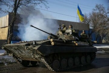 Украинский танк Дебальцево