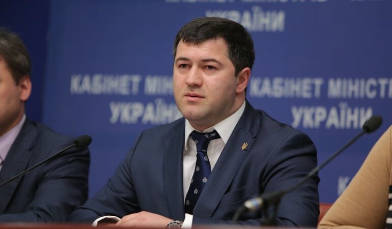 Роман Насиров