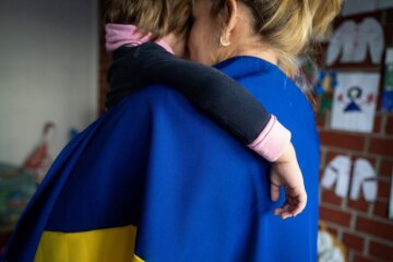 Повернення дітей в Україну