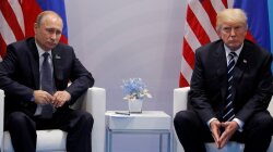 Язык жестов выдал неуверенность Путина на переговорах с Трампом, — BBC