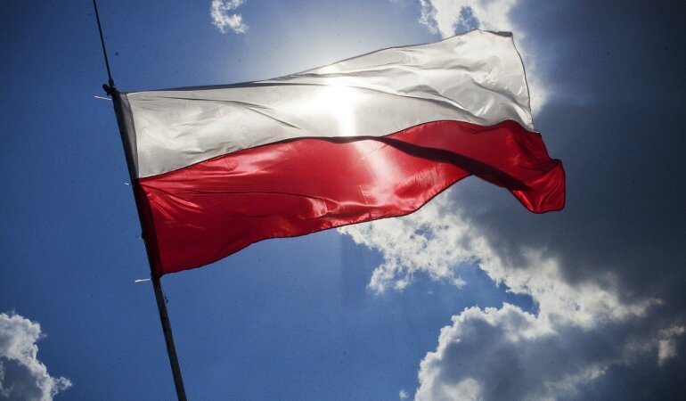 Помощь украинцам в Польше