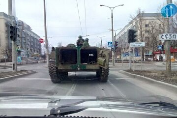 бронетехника в городе Донецке