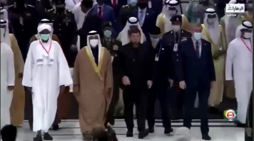 Уруский шел рядом с Кадыровым в ОАЭ: появилось видео