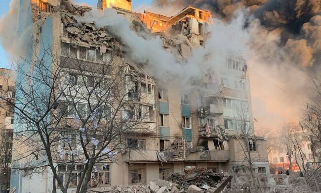 Разрушения в Тернополе после обстрела РФ