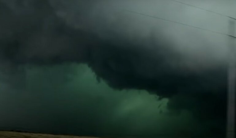 Штормовое предупреждение в Украине,ухудшение погоды,ливни и сильный ветер в Украине