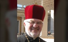 Священник обозвал украинцев "отбросами" и отметился порохоботским постом о Зеленском