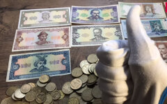 Обмен старых гривневых монет и банкнот