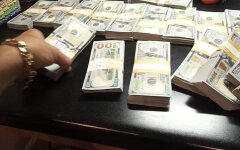 Обмен валюты в Украине,Девальвация гривны,Прогноз на курс валют в Украине