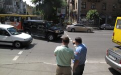 В Киеве Hummer переехал на зебре семью американского дипломата