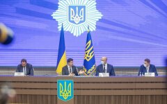 Владимир Зеленский, Денис Монастырский, глава МВД
