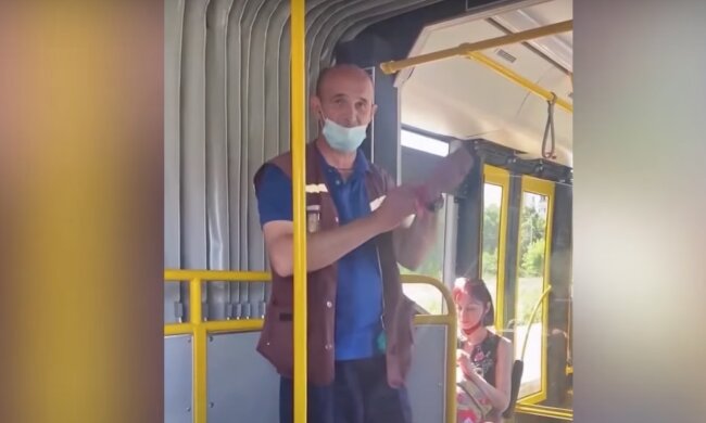 В Киеве уберут кондукторов из общественного транспорта