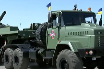 Украинская военная техника, вторжение России в Украину, перемещение войск, уголовная ответственность