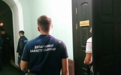 obyisk_poltavskiy-gorsovet