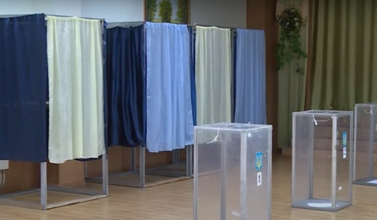 Голосование в Украине,Рейтинг партий в Украине,Местные выборы в Украине,"Слуга народа"