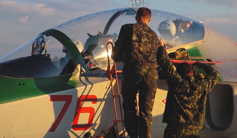 Военная авиация Беларуси,Воздушные шары в небе над Беларусью,Олег Орлов