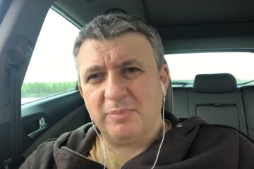 "В обмен на уступки": Романенко рассказал, сколько Украина получит от МВФ