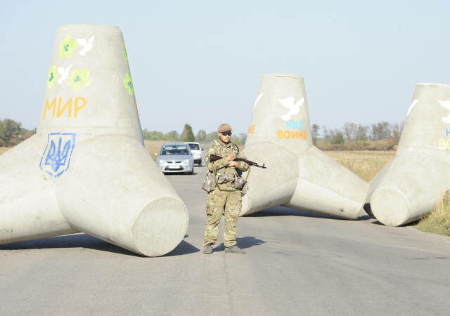 блокпост на выезде из Мариуполя 3