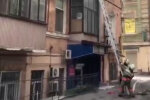 Пожар в Киеве на Михайловской, мужчина выпрыгнул из окна