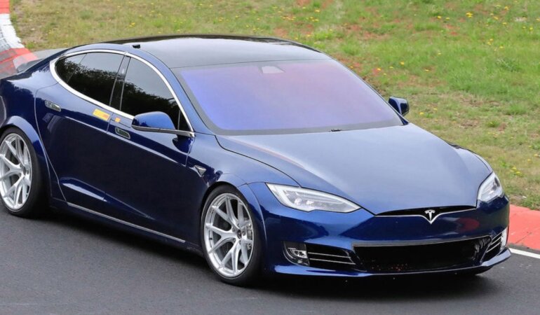 Tesla-Plad-Model-S