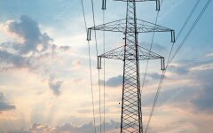 depositphotos_83511032-stock-photo-electric-poles-on-blue-sky