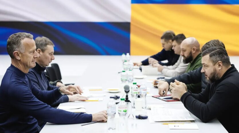 Встреча в Минобороны с делегацией Нидерландов