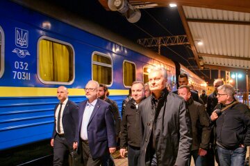 Анджей Дуда, Алан Карис, Эгилс Левитс, Гитанас Науседа