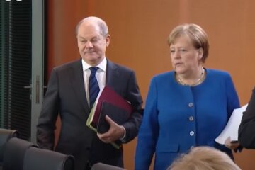Олаф Шольц и Ангела Меркель, энергозависимость от России, германия