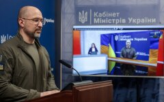Цены на топливо: Шмыгаль прокомментировал возвращение налогов