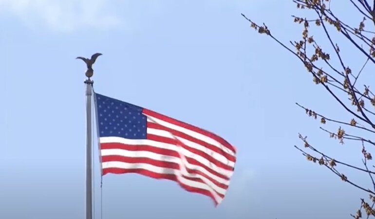 США