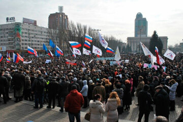 Митинг в Донецке2
